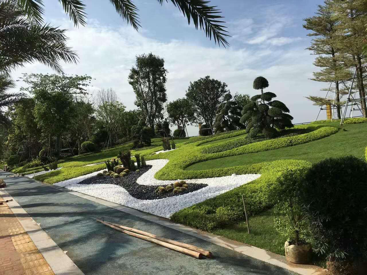 新鄭龍湖鎮翰林榮府售樓部室外景觀工程